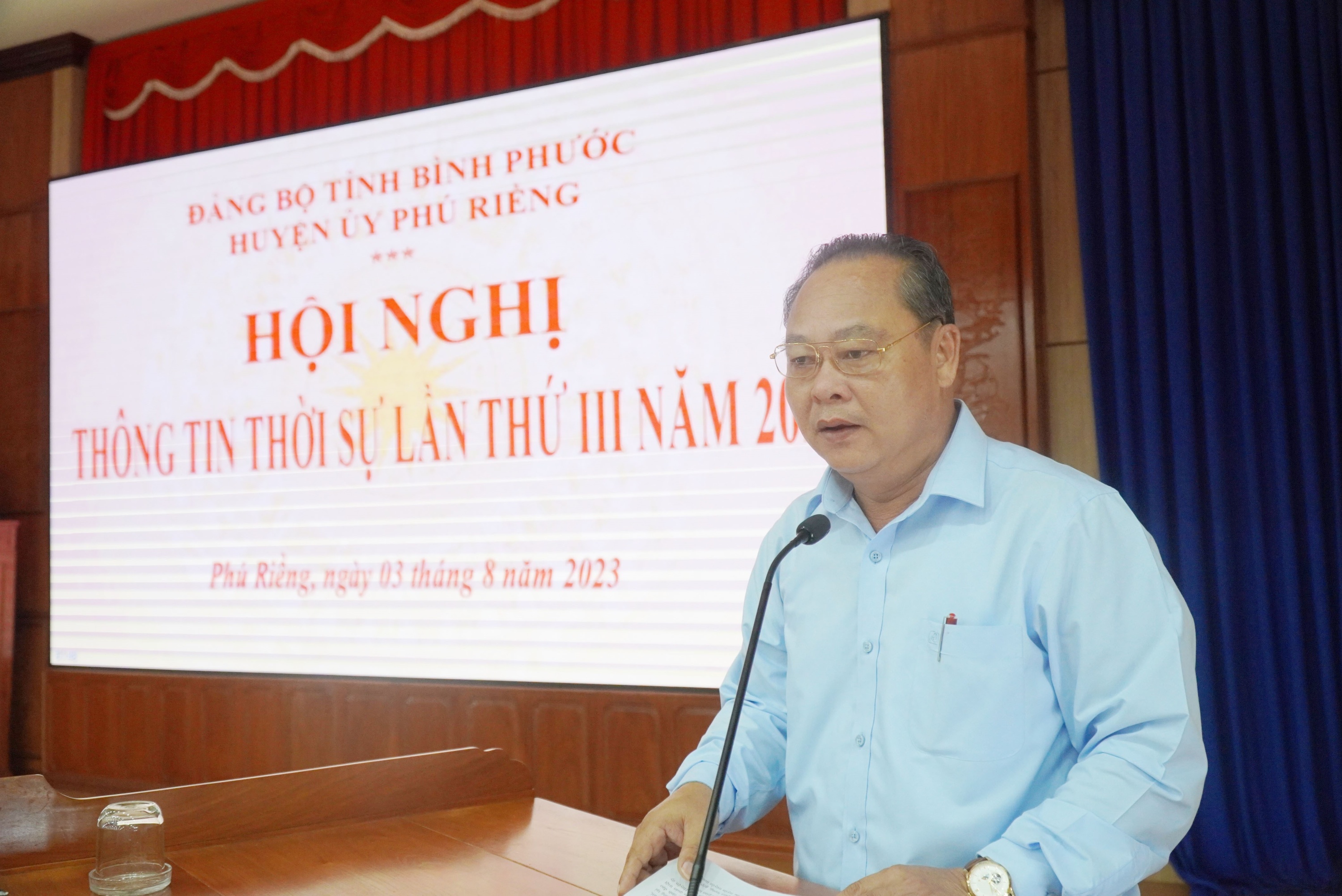hôi nghi 1
