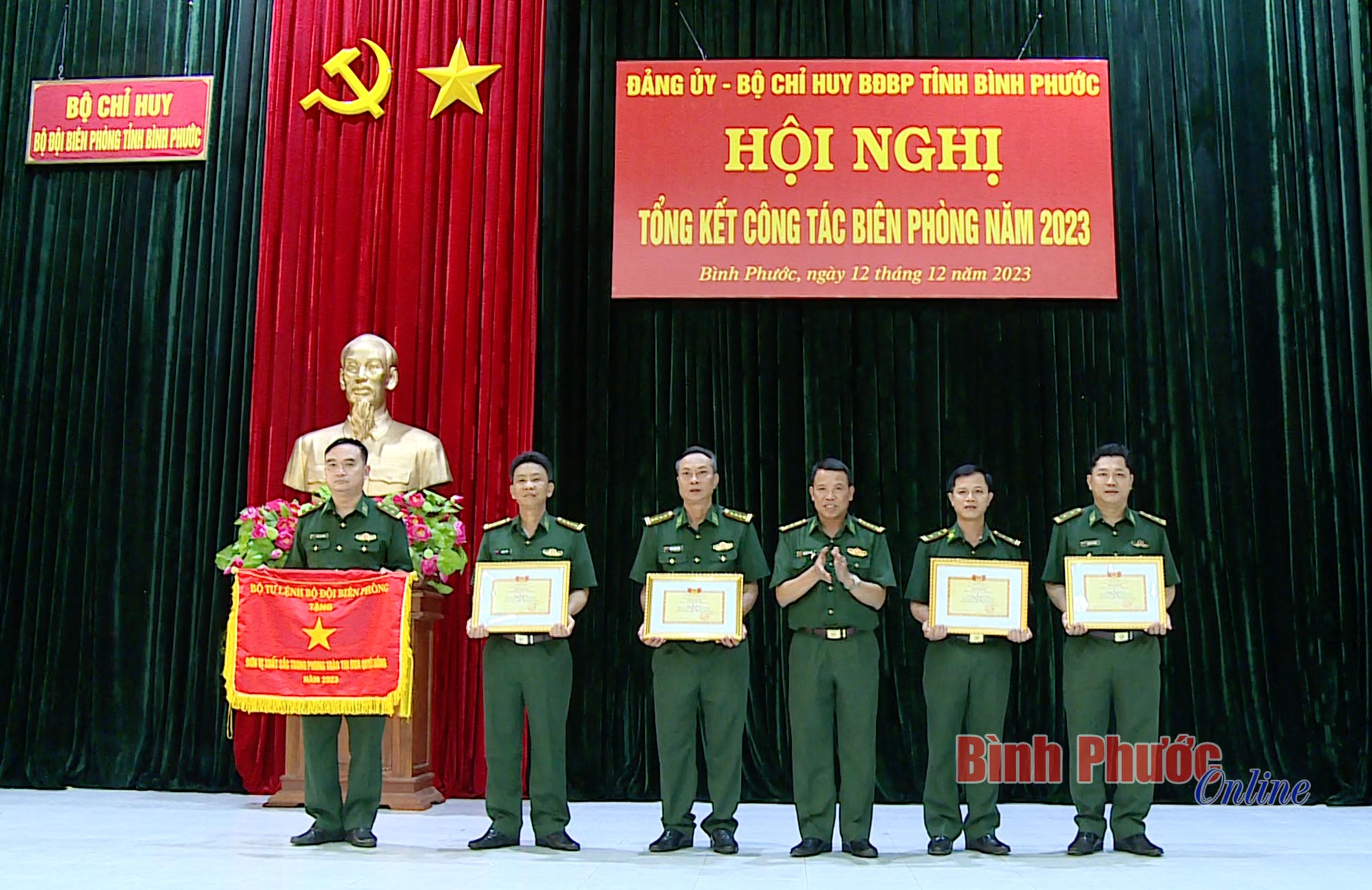 anh man hinh 2023 12 12 luc 11 01 12114312122023