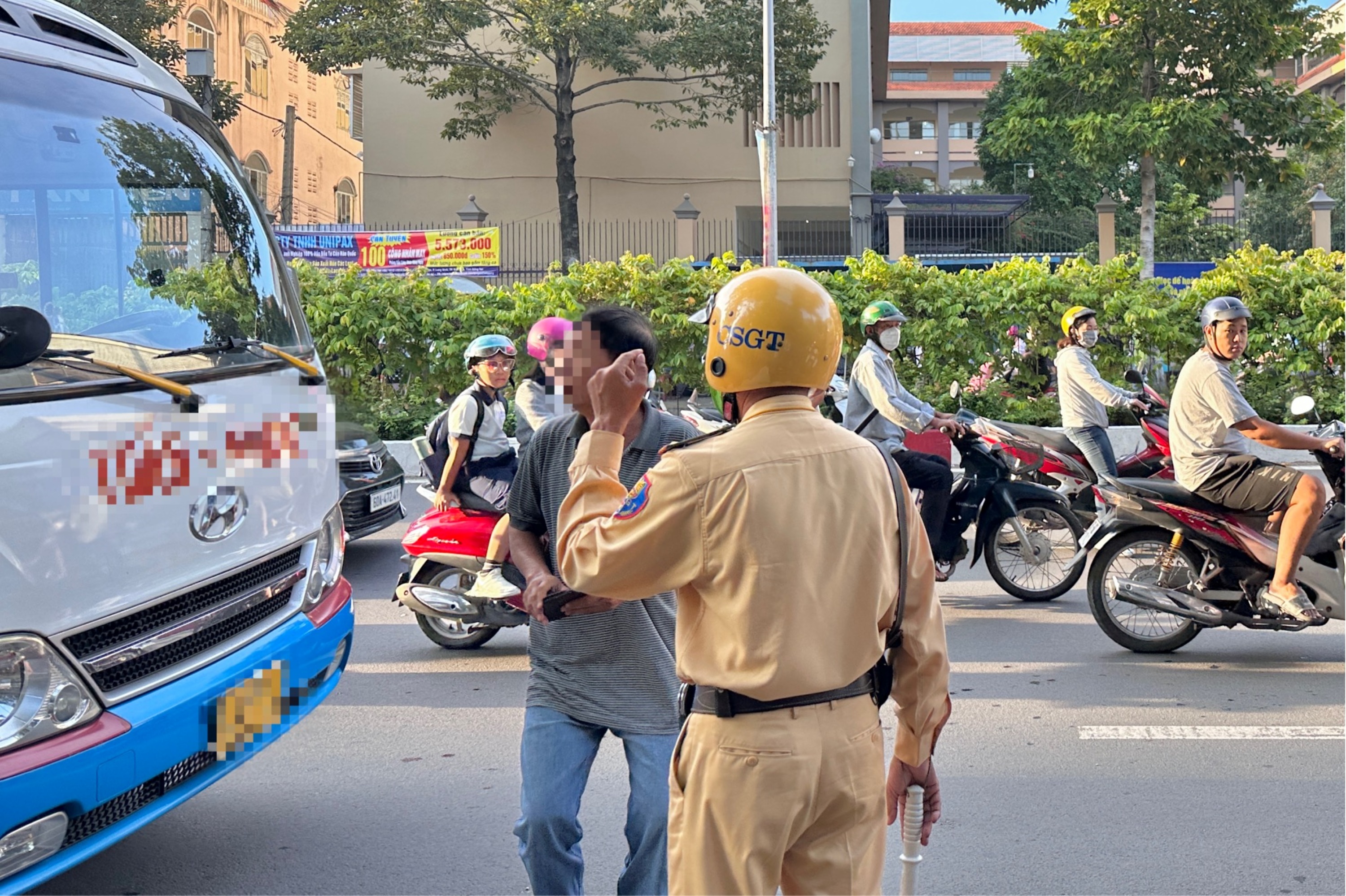 Hình bài Trúc Viên 3.JPG