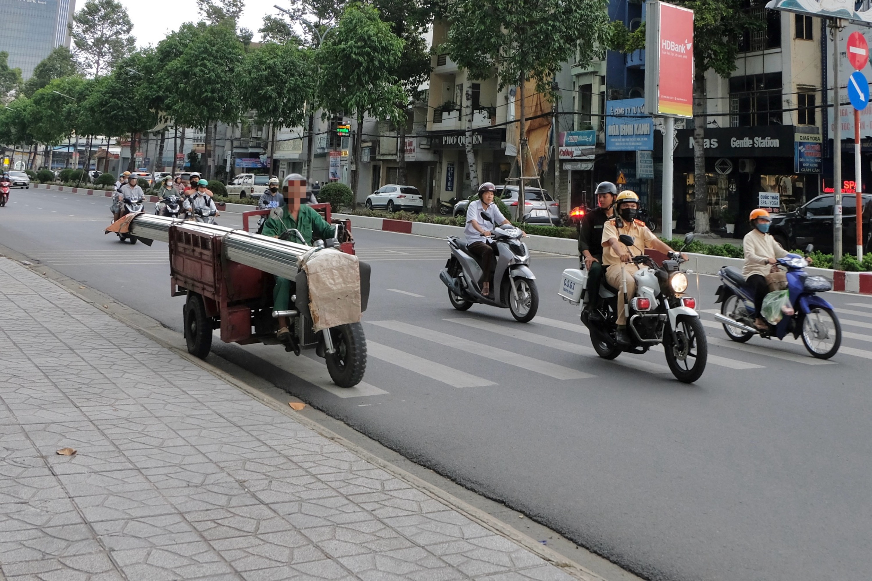 Hình bài Trúc Viên 7.JPG