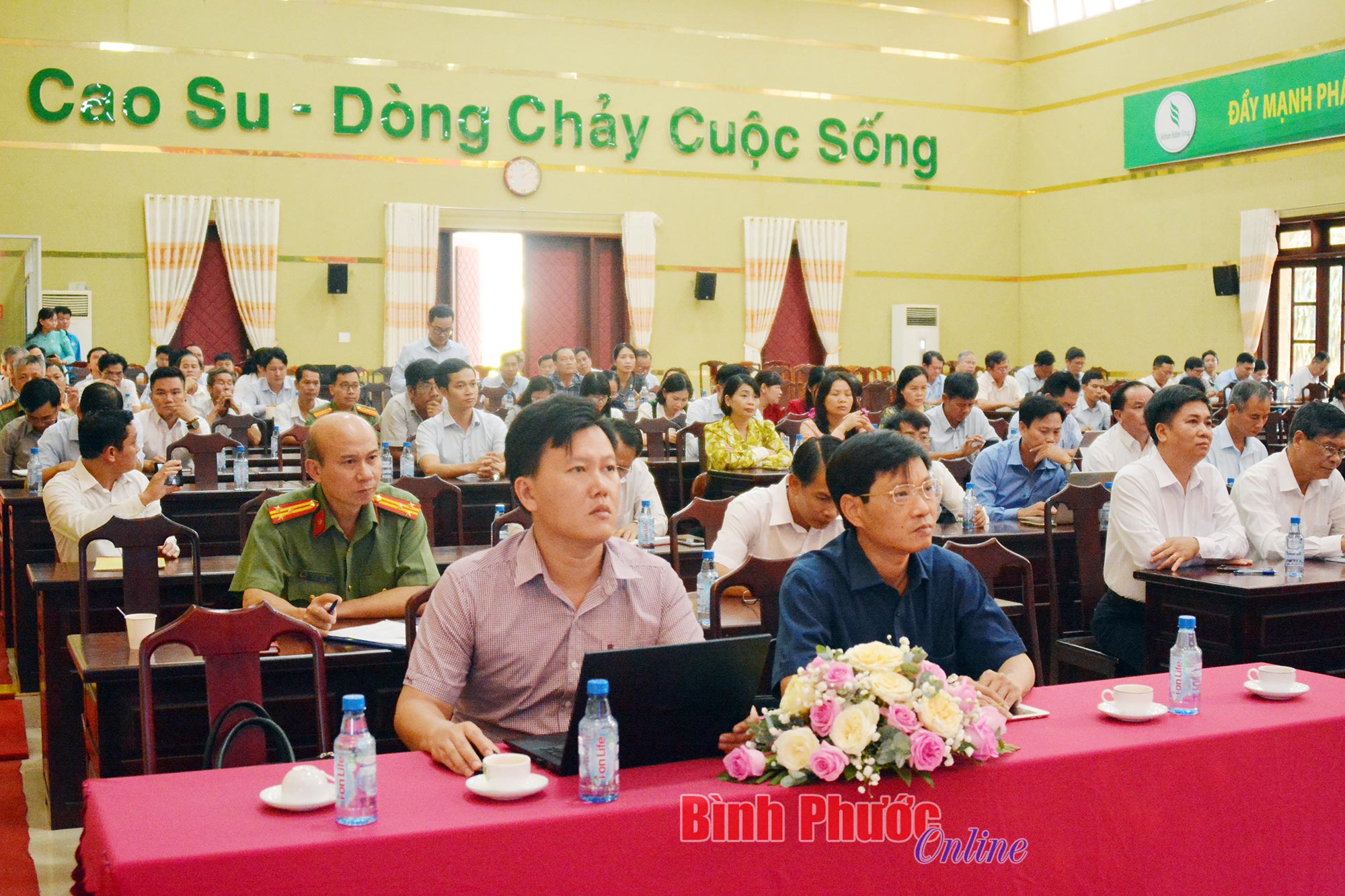 dai bieu 02 19203028022024