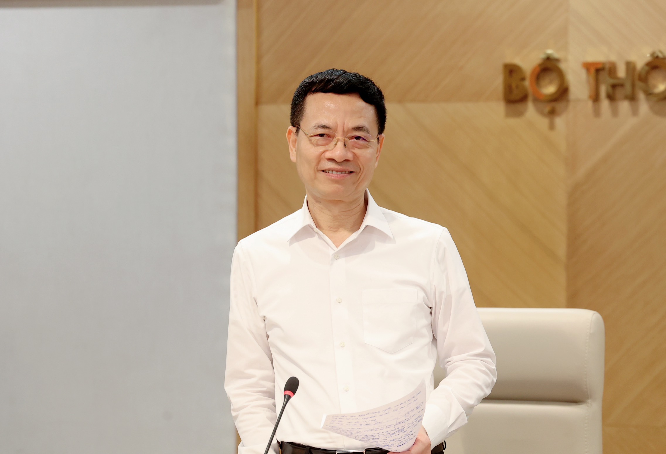 bo truong 17205983769791675090505
