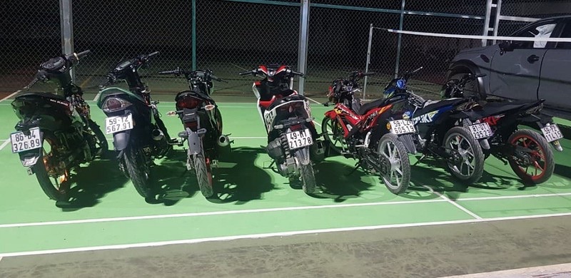 z2467007215515_f0590309163fc0970cf0383b5b79484c.jpg