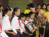 D2692008hocbongaji1