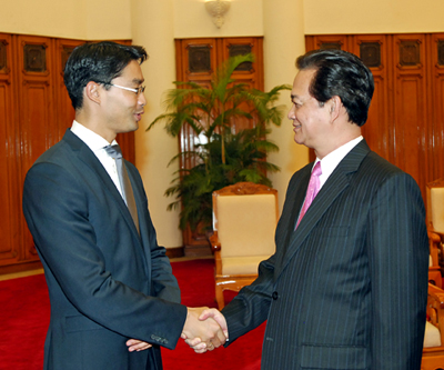 Bantin 9.19 (TN) - thu tuong Nguyen Tan Dung tiep bo truong kinh te va cong nghe duc -1.jpg