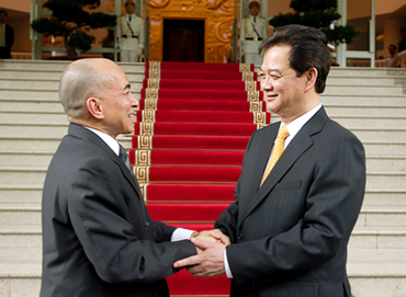 Bantin 9.25 (TN) - Thu tuong Nguen Tan Dung hoi kien vuong quoc Campuchia 1.jpg
