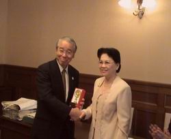 Ba Dang thi Kim Nguyen tai Nhat_2.jpg
