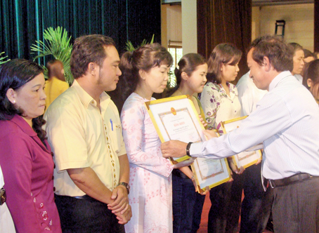 images710035_6_Hien_mau_1.jpg
