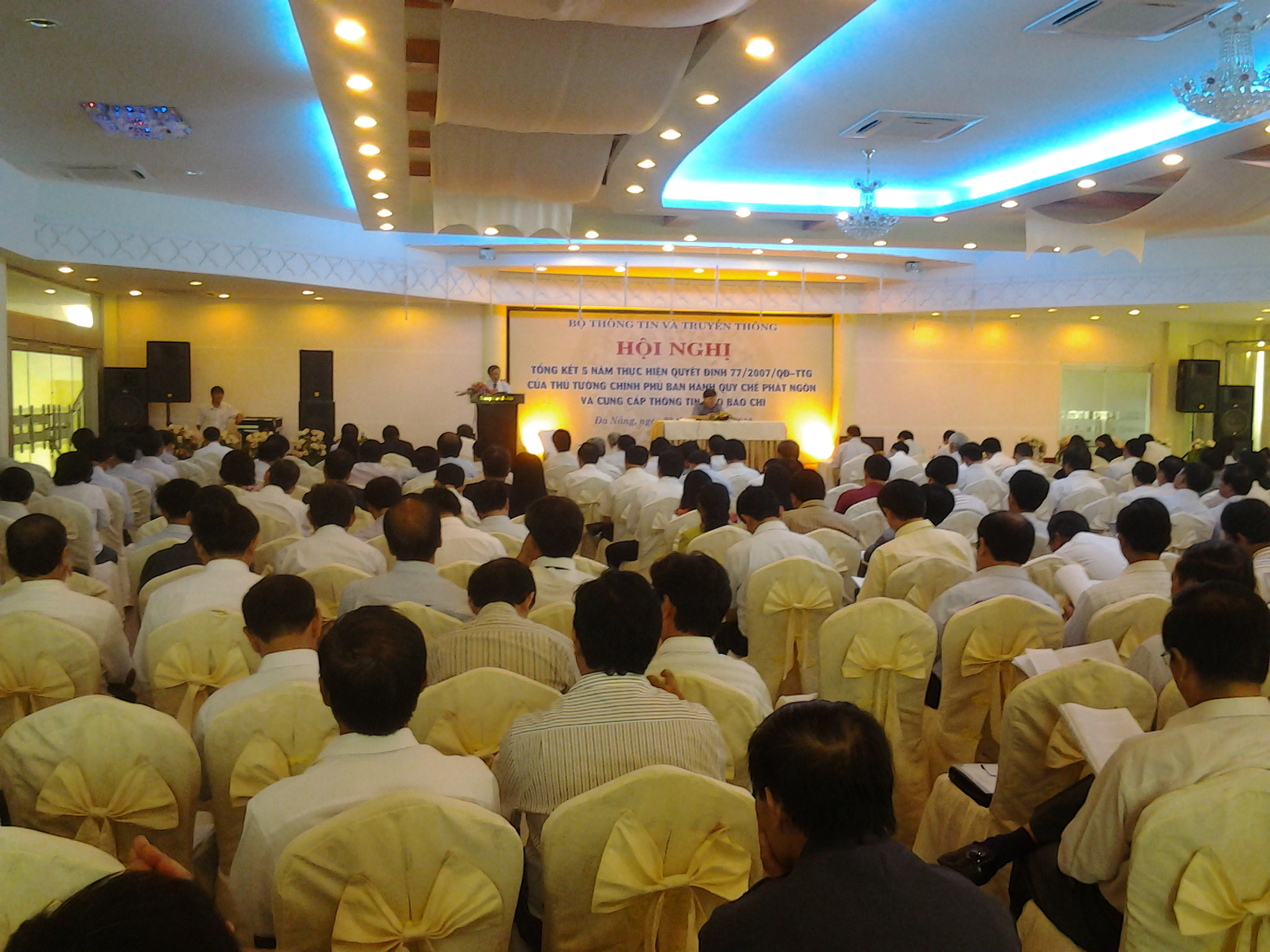 Bantin23.6 - hoi nghi toan quoc.jpg