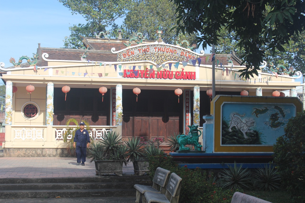 NgHuuCanh.jpg
