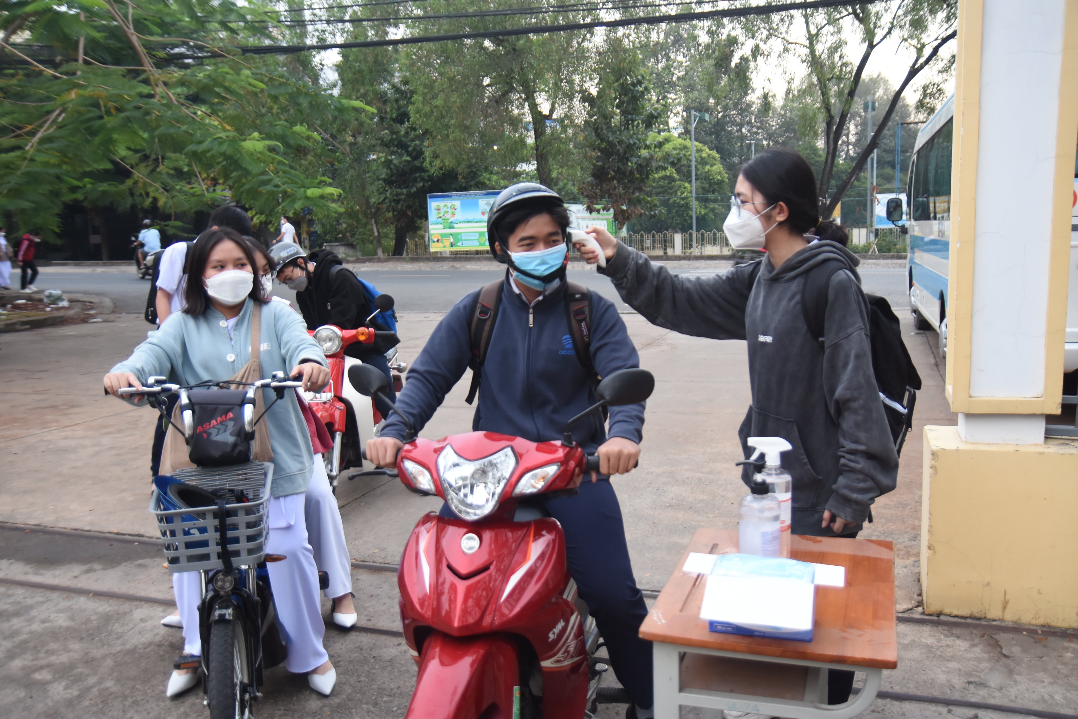 hinh 010322.3.jpg