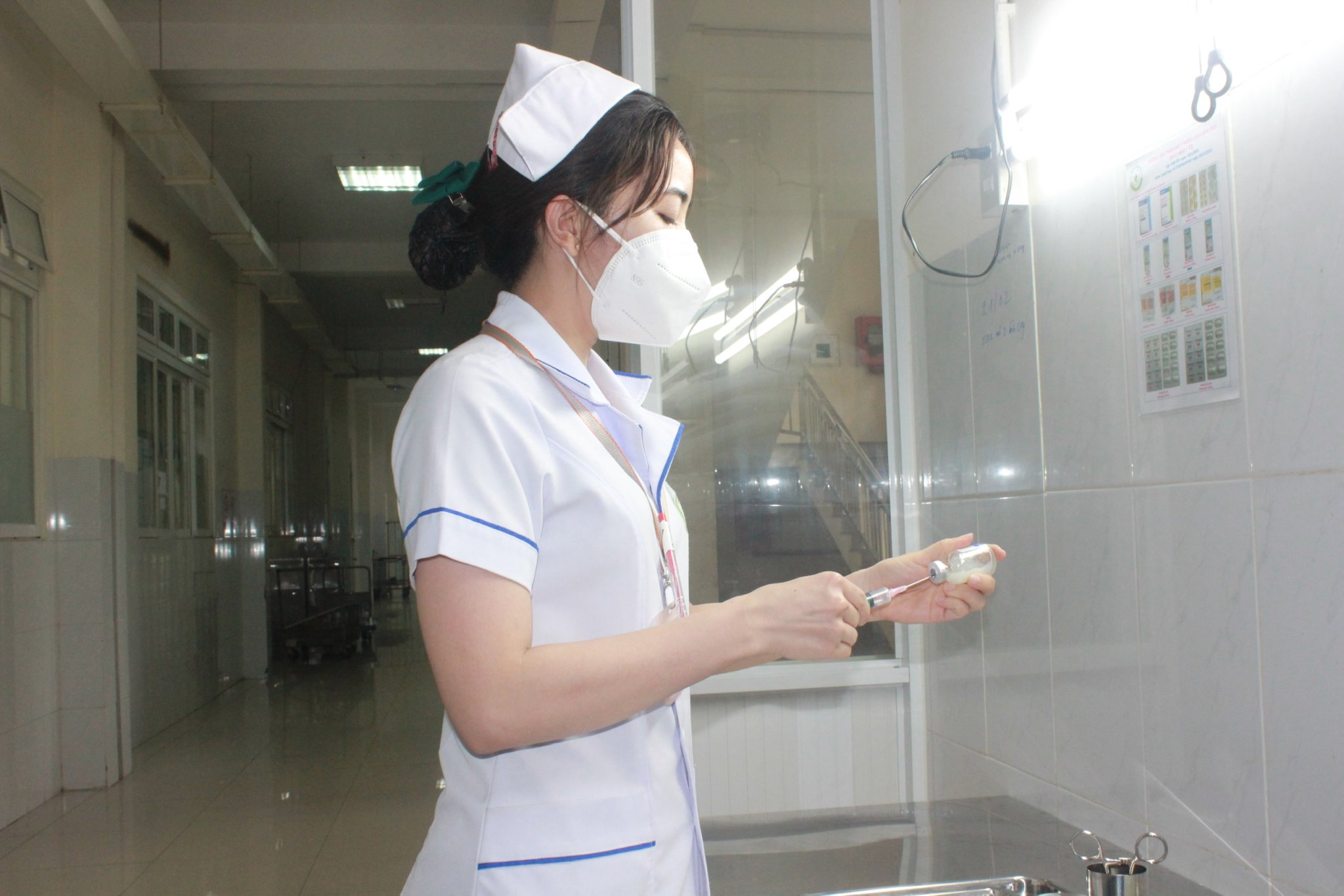hinh 010322.4.jpg