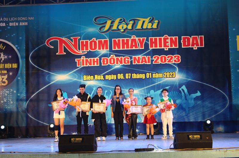 hinh 090123.22.jpg
