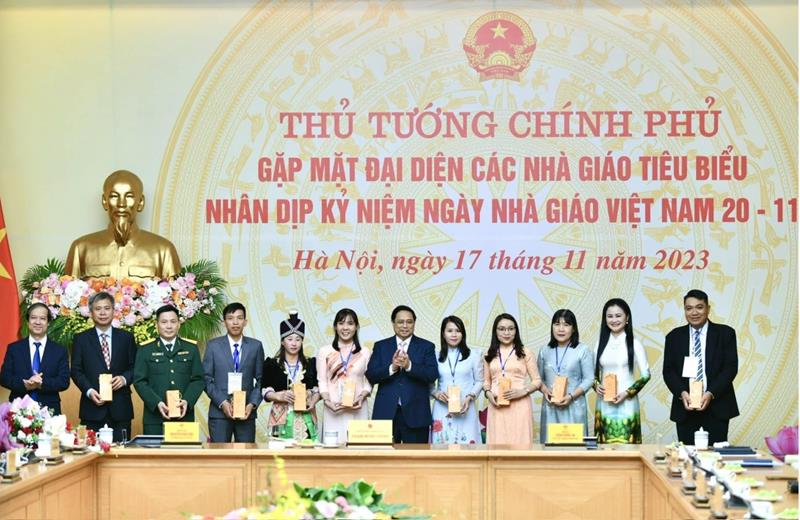 hinh 201123.1.jpg