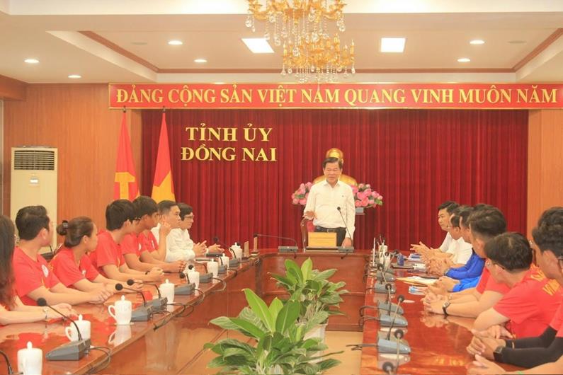 hinh 011223.2.jpg