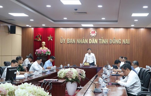 hinh 100625.1.jpg